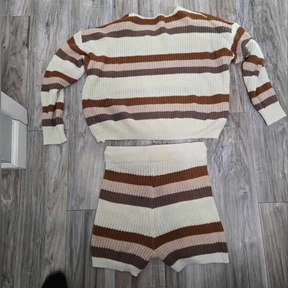 Shein 2 Piece Knitted Shorts And Sweater Striped Sz M - Picture 11 of 11